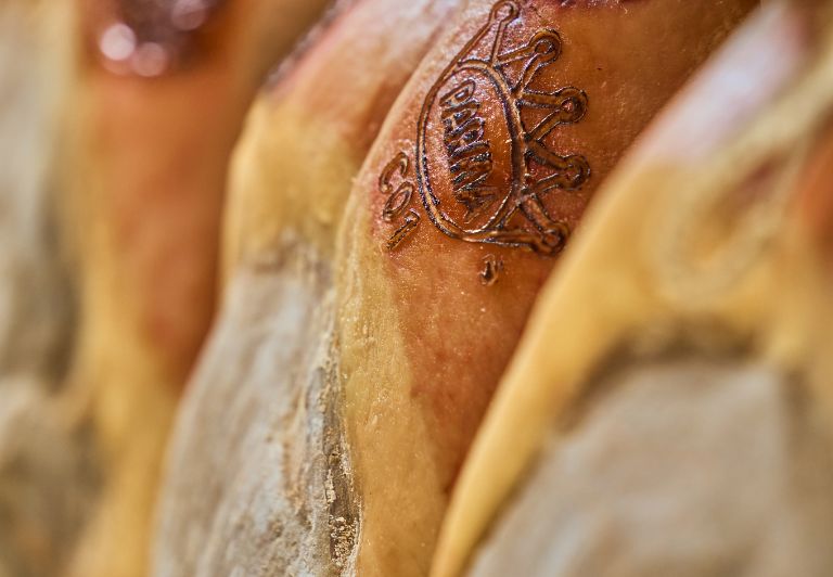 Le jambon de Parme AOP : authenticité, finesse et tradition