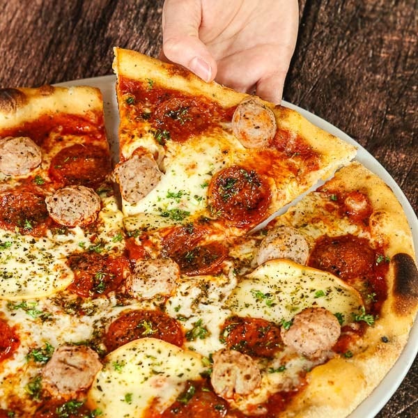Scamorza e pepperoni